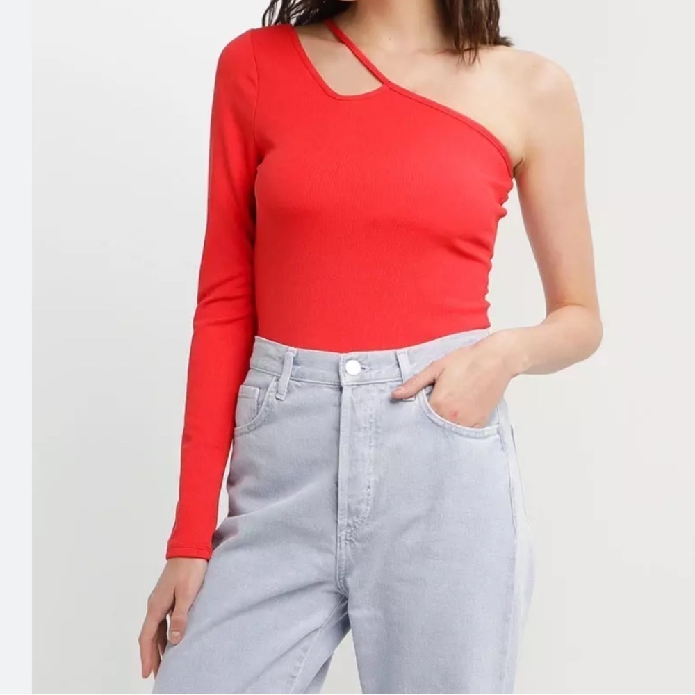 NWT TOPSHOP one shoulder asymmetric red body suit size M